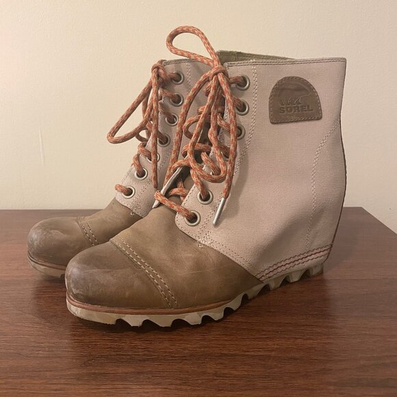 Sorel Lace Up Wedge Boot - Picture 1 of 6